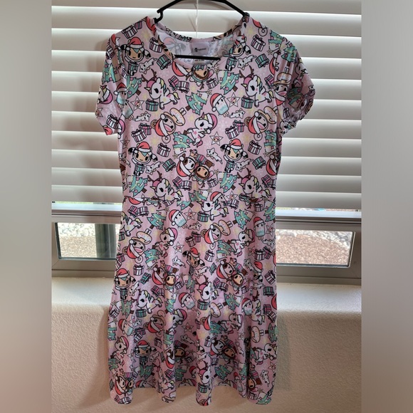 Tokidoki big girl Christmas print dress/ Size 16 yeas old - Picture 2 of 7